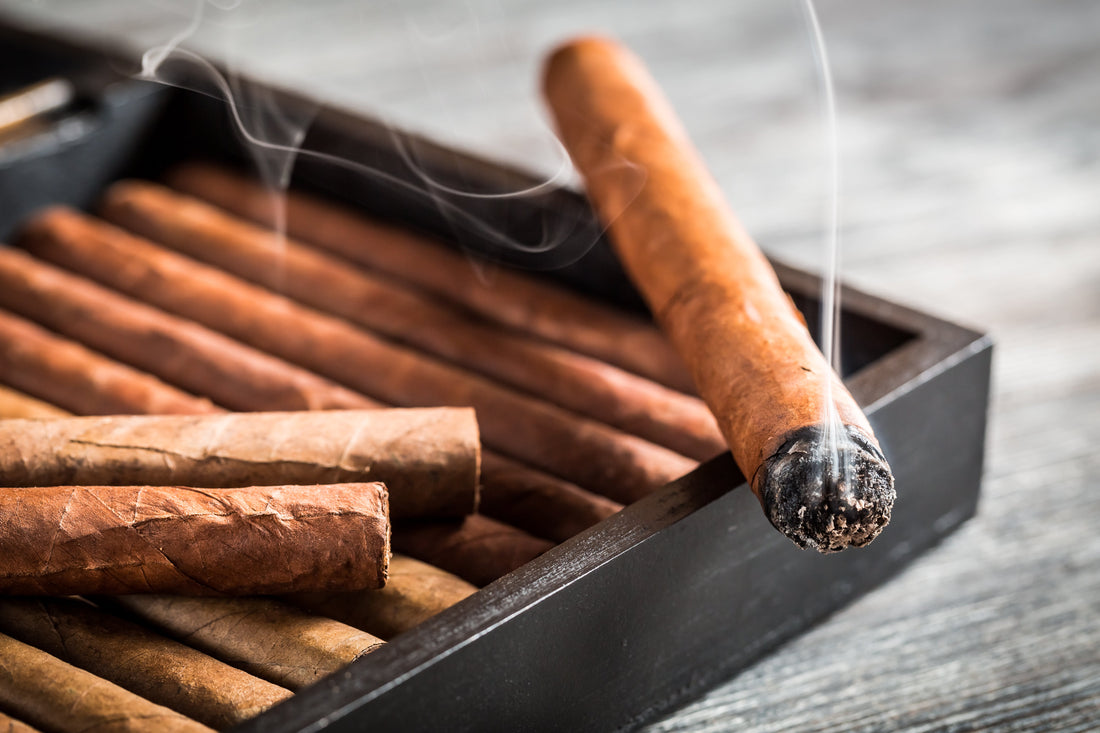 How to Roll a Blunt Using Cigarillos? Avoid Tears and Overfill